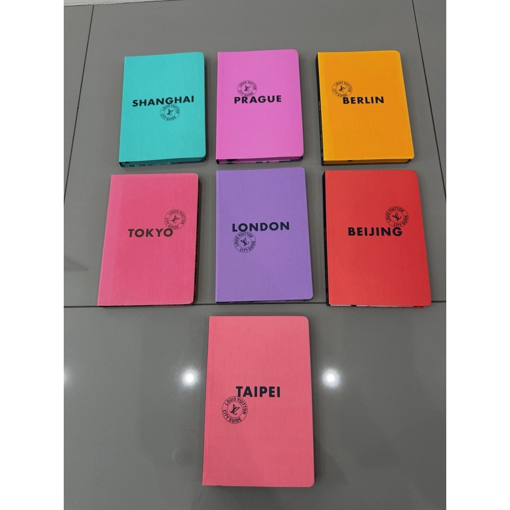 Louis Vuitton City Guide Set 2014 Eng Highly Collectable